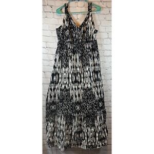 AGB 16W Black & White‎ Maxi Dress Sleeveless Smocked Waist Casual Summer Dress